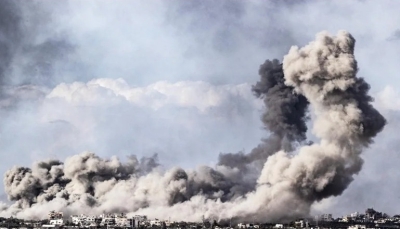 عيد دامي في غزة.. أحزمة نارية كثيفة واستهداف مساجد بهجوم إسرائيلي
