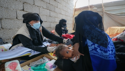 المنسق الأممي للإغاثة يحذّر من تفشّي الكوليرا وسوء التغذية في اليمن