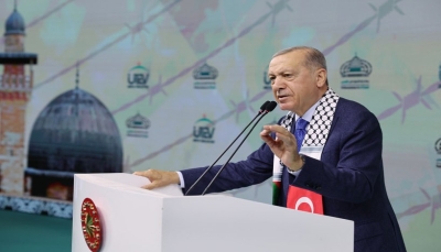تركيا توقف جميع المعاملات التجارية مع إسرائيل