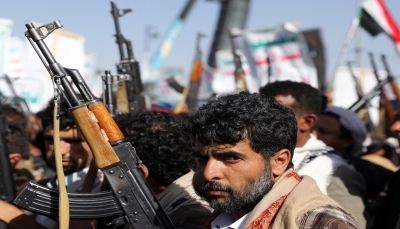 ضغوط مالية وإحتكار العمل الإنساني.. ما وراء إعلان الحوثيين عن شبكة تجسس في صنعاء؟