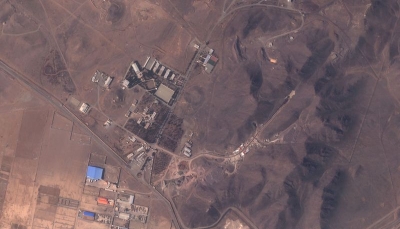 صور تكشف توسع إيران بإنتاج الصواريخ.. مسؤول إيراني: سيتم توفيرها لحزب الله والطائرات بدون طيار للحوثيين