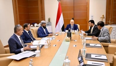 مجلس القيادة يناقش مستجدات الأوضاع على ضوء تهديدات مليشيات الحوثي الإرهابية