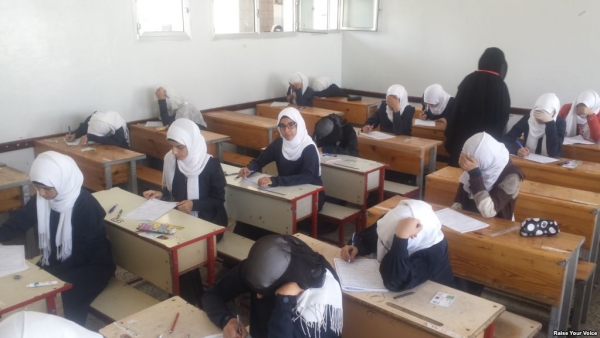 اليمن.. 94 ألف طالب وطالبة يبدأون اليوم امتحانات الشهادة الثانوية في المحافظات المحررة 