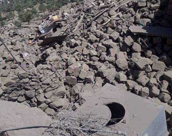 مليشيا الحوثي تُفجّر منزلاً في جبل حبشي غربي تعز