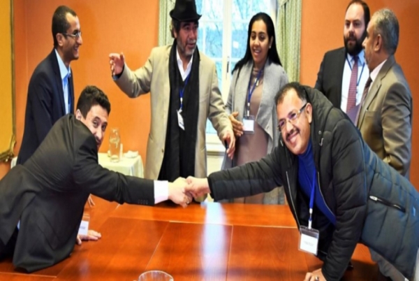 الحوثيون يلوحون بالتنصل عن إتفاق تبادل الأسرى والمعتقلين مع الحكومة