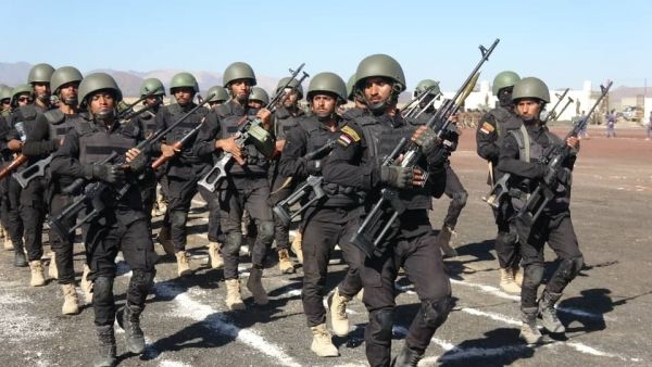 العميد اليسري يشيد بتضحيات قوات الأمن في إفشال مخططات الحوثيين الإرهابية