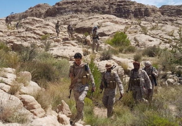 صعدة: الجيش يسيطر على مواقع جديدة ويخوض معارك في عمق "مديرية كتاف"