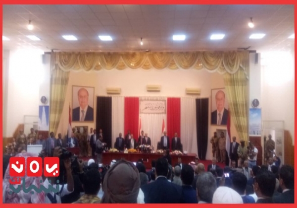 النائب زيد الشامي لـ"يمن شباب نت" هناك رغبة أن تعود مؤسسات الدولة بدلا من الميلشيات والفوضى