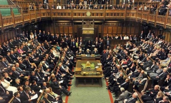 البرلمان البريطاني يرفض إجراء انتخابات مبكرة قبيل تعليق أعماله