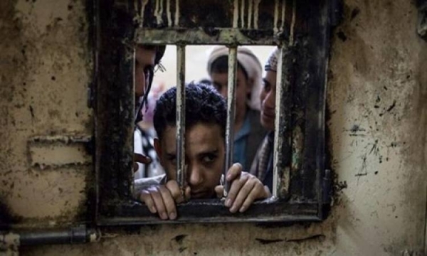 الحوثيون يفرجون عن السجناء البهائيين ويواصلون سجن بقية المختطفين