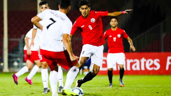 اللاعب اليمني "عمر الداحي" في نادي النجمة البحريني الموسم المقبل 