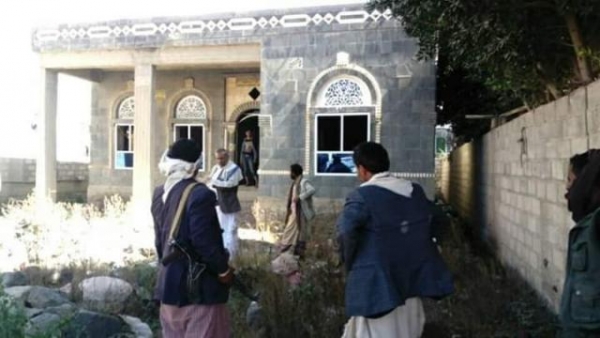 مسلحون حوثيون يحتلون على مقر اتحاد الكتاب والأدباء بمحافظة ذمار