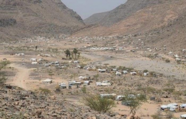 مليشيا الحوثي تقصف تجمعاً للنازحين في الخانق شرق صنعاء