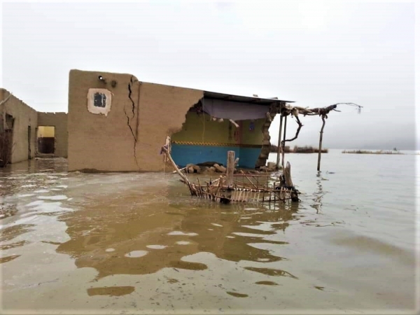 لجنة طوارئ مأرب: وفاة 19 شخصا وتضرر نحو17 ألف أسرة وعزل مديريات عن مركز المحافظة بسبب السيول