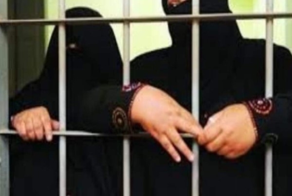 العفو الدولية تكشف: الحوثيون "يخنقون" النساء في اليمن