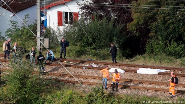 "مأساة مروعة".. قطار يقتل يقتل ثلاثة مهاجرين جزائريين "دهسا" في جنوب فرنسا
