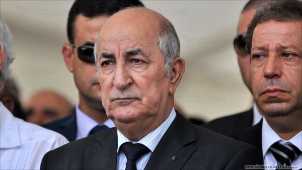 بعد عاميين من التأجيل.. الرئيس الجزائري يعلن عقد القمة العربية في بلاده بمارس