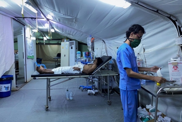 "أطباء بلا حدود" تعلن معالجة 163 من جرحى الحرب في المخا خلال نوفمبر