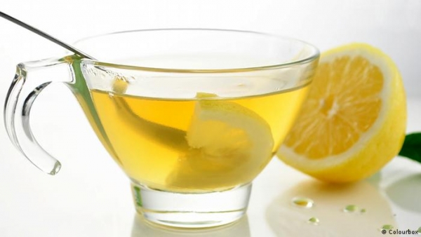 نصائح للاستفادة من شراب الليمون الساخن لمعالجة نزلات البرد