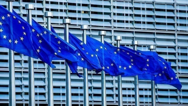 مقرها اليونان ..الاتحاد الأوروبي يطلق رسمياً عملية بحرية لحماية الملاحة الدولية من هجمات الحوثيين (بيان)