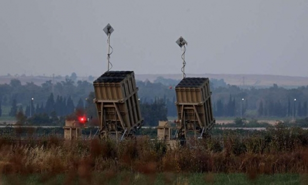 الاحتلال الإسرائيلي يشن غارات مكثفة على غزة.. والمقاومة ترد بإطلاق رشقات صاروخية