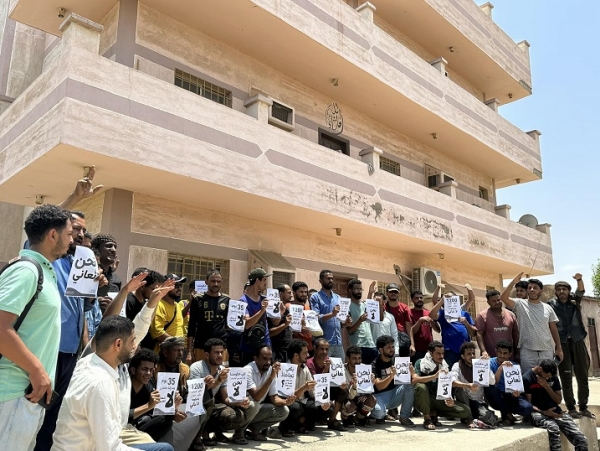 الخارجية اليمنية تعلن عن استكمال الترتيبات لإجلاء بقية رعاياها العالقين في السودان