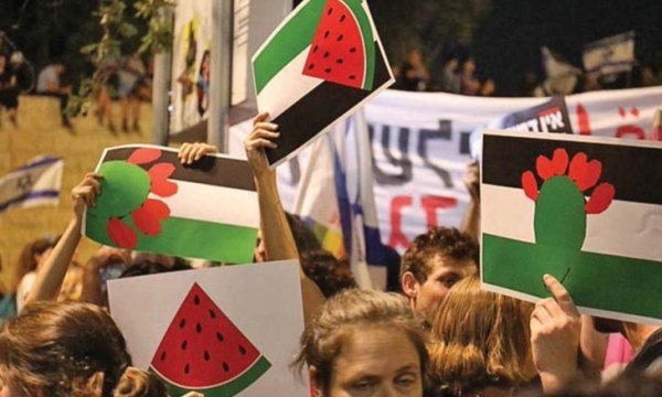 كيف أصبح البطيخ الأحمر رمزا للقضية الفلسطينية؟