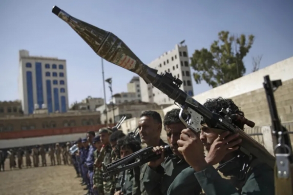 ذا إنترسبت: كيف يثير الوجود العسكري الأمريكي السري باليمن شبح تعميق صراع أوسع؟