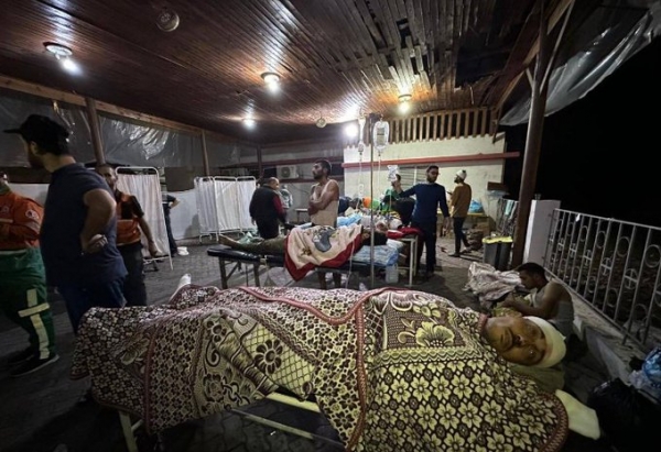 المرصد الأورومتوسطي: إسرائيل تحول مباني مجمع الشفاء الطبي في غزة مركزا للاعتقال والتنكيل