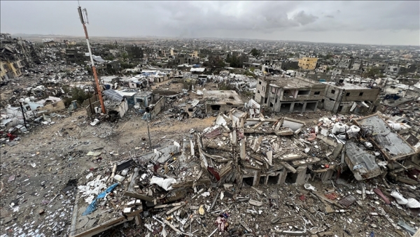 "جثث متحللة تنهشها الكلاب".. تراجع قوات الاحتلال شمال غزة يكشف "فاجعة ومأساة"