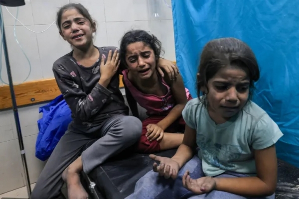 العدوان على غزة.. 113 شهيداً و252 مصاباً خلال يوم واحد والاحتلال يستهدف مستشفى شهداء الأقصى