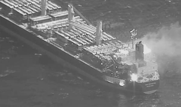 واشنطن: مقتل وإصابة سبعة من طاقم السفينة "ترو كونفيدينس" جراء استهدافها بصاروخ حوثي قبالة سواحل اليمن
