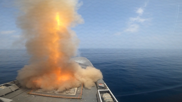 "أسبيدس": تدمير ثلاثة صواريخ بالستية وزورق مُسيّر للحوثيين في البحر الأحمر