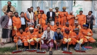 مليشيا الحوثي توقف مستحقات العشرات من عمال النظافة بإب تمهيداً لنهبها