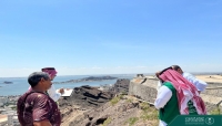 بقدرة 10 آلاف متر مكعب يوميا.. وفد سعودي يبحث إنشاء محطة تحلية مياه البحر في عدن
