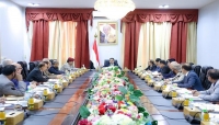 الحكومة اليمنية تقر إجراءات صارمة لمعالجة الاختلالات في كافة منافذ البلاد